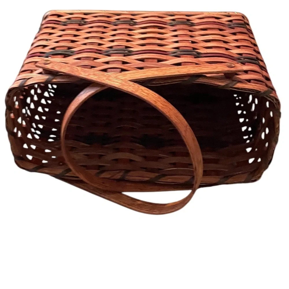 NEW Large Hand Crafted‎ Reddish Brown Amish Wood Slat Basket, Bent Wood Handle
